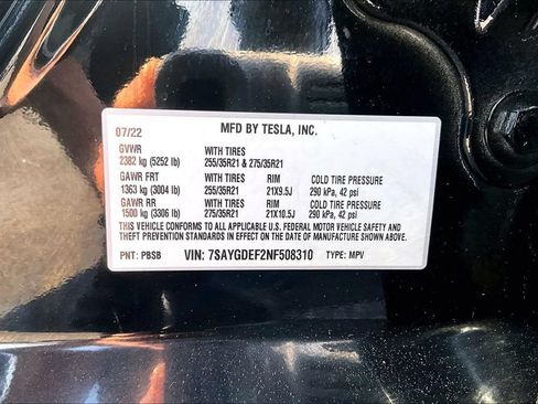 Used 2022 Tesla Model Y Performance AWD/4WD image 32