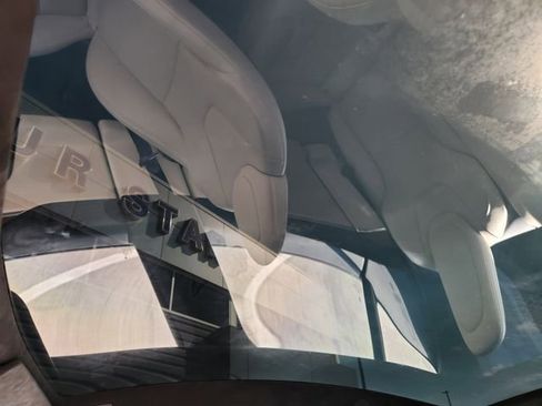 Used 2022 Tesla Model S image 25