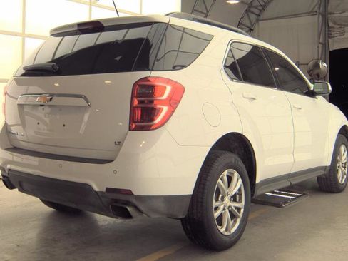 Used 2017 Chevrolet Equinox LT w/ Convenience Package image 5