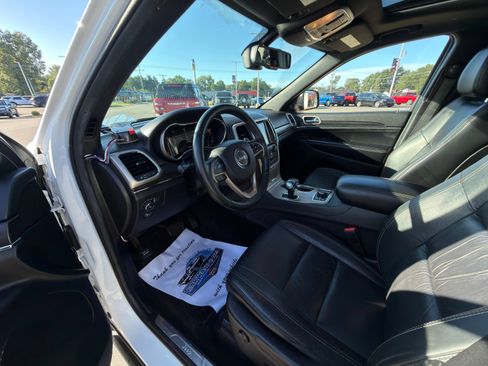 Used 2014 Jeep Grand Cherokee Limited AWD/4WD image 23