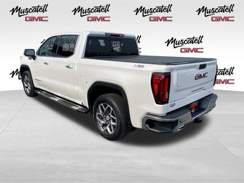 Used 2023 GMC Sierra 1500 SLT w/ SLT Premium Package AWD/4WD image 5