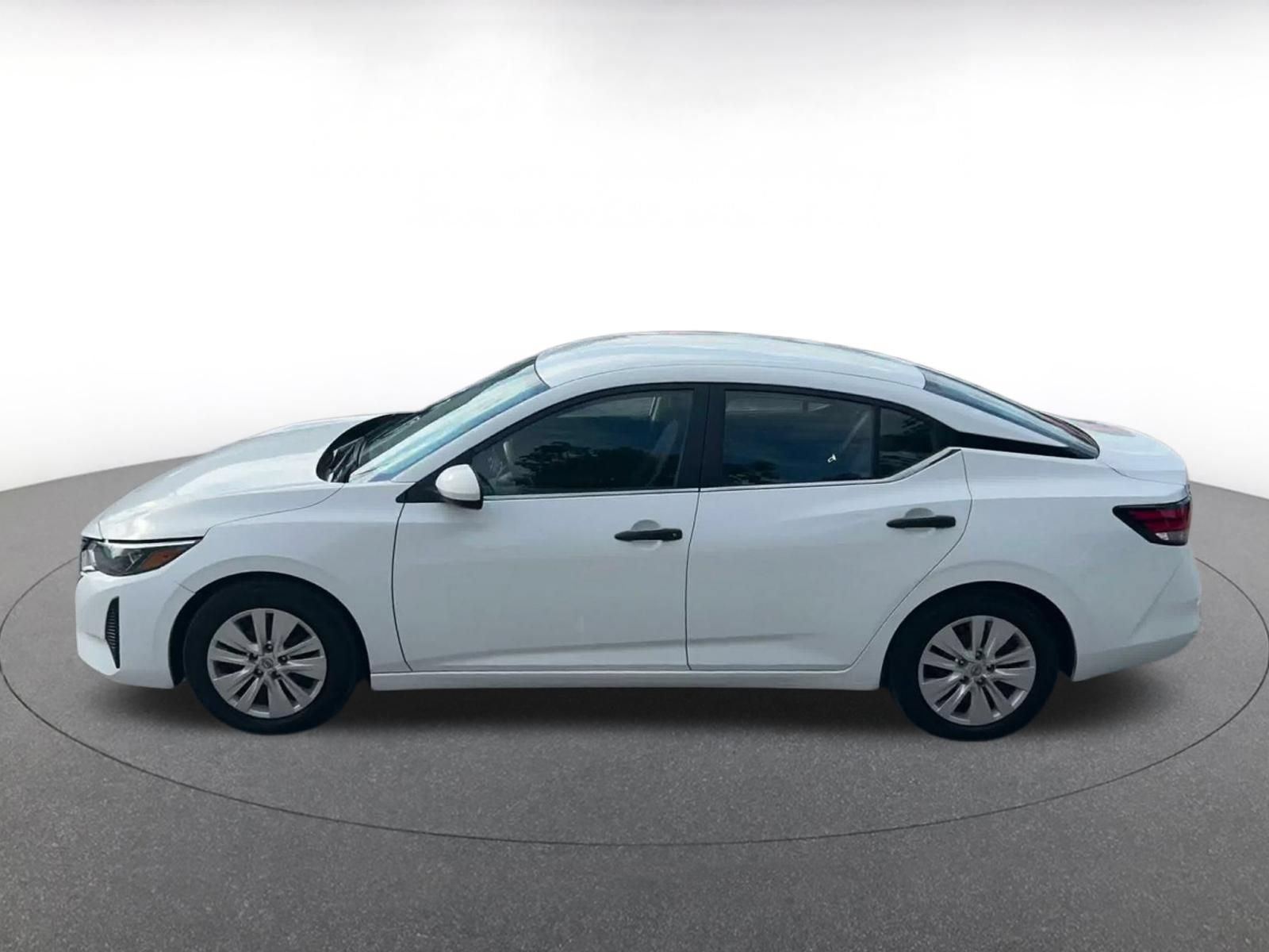 Used 2025 Nissan Sentra S FWD image 8