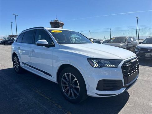 Used 2023 Audi Q7 2.0T Premium Plus w/ Premium Plus Package AWD/4WD image 2