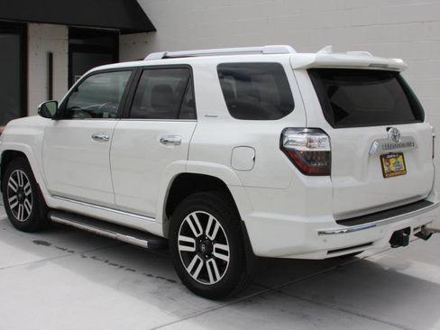 Used 2016 Toyota 4Runner Limited AWD/4WD image 12