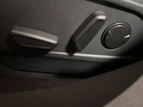 Used 2023 Ford Mustang Mach-E GT image 28