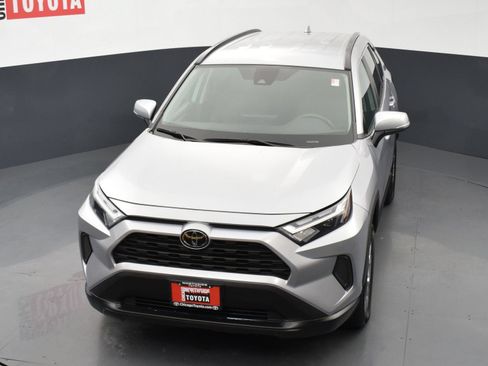 Used 2024 Toyota RAV4 XLE FWD image 22