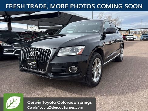 Used 2017 Audi Q5 2.0T Premium Plus w/ Technology Package image 3