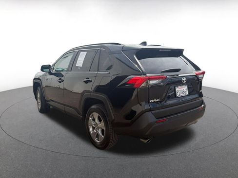 Used 2025 Toyota RAV4 XLE w/ Weather Package image 4