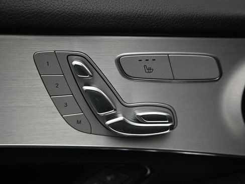 Used 2022 Mercedes-Benz GLC 300 image 22