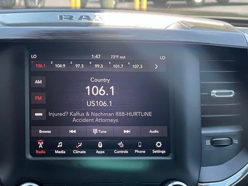 Used 2019 RAM 1500 Laramie AWD/4WD image 11
