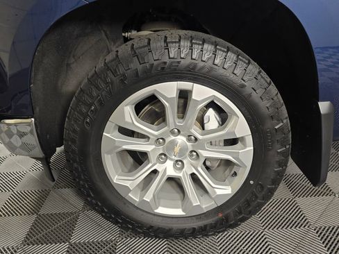 Used 2023 Chevrolet Silverado 1500 LTZ image 12