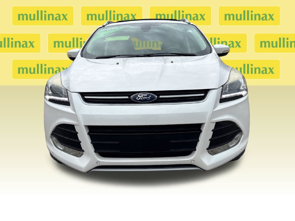 Used 2014 Ford Escape Titanium w/ Equipment Group 401A FWD image 10