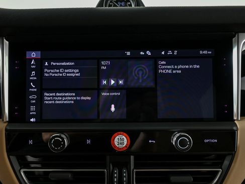 New 2025 Porsche Macan image 14