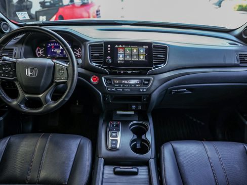 Certified 2023 Honda Passport TrailSport image 17