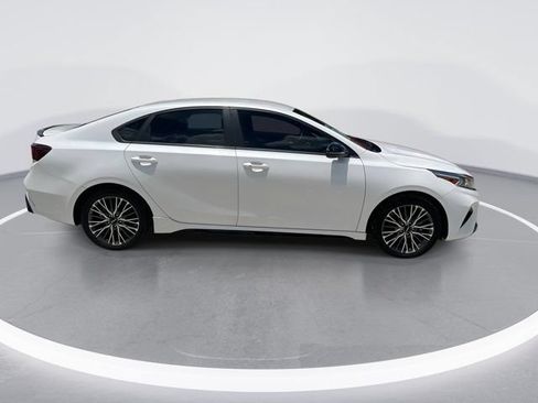 Used 2023 Kia Forte GT-Line FWD image 5