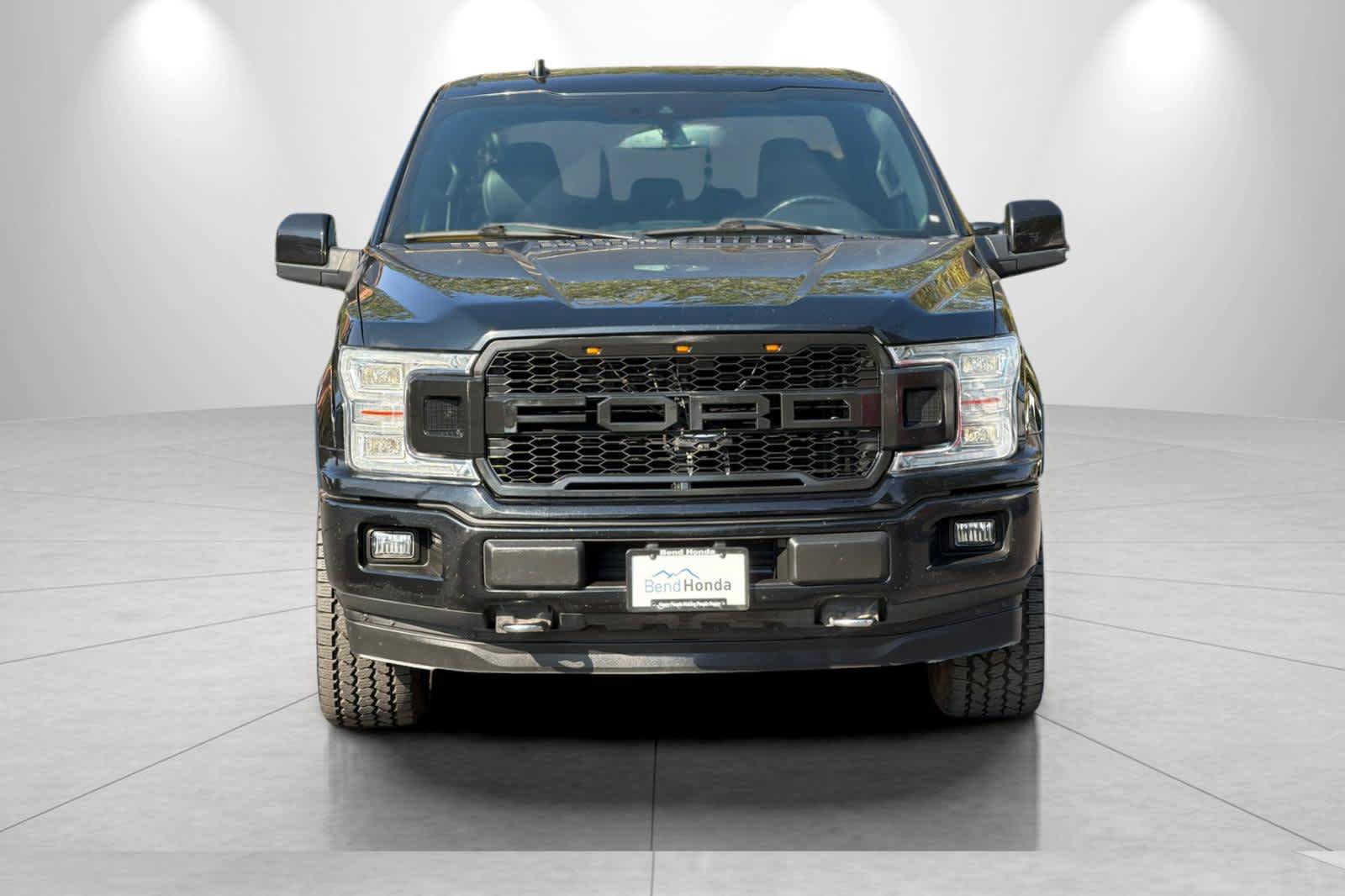 Used 2018 Ford F150 Platinum w/ Equipment Group 701A Luxury AWD/4WD image 10