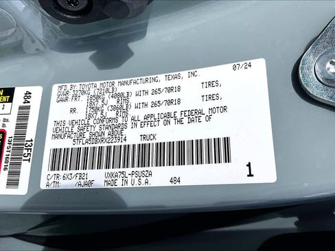 Used 2024 Toyota Tundra SR5 w/ TRD Off-Road Package AWD/4WD image 33