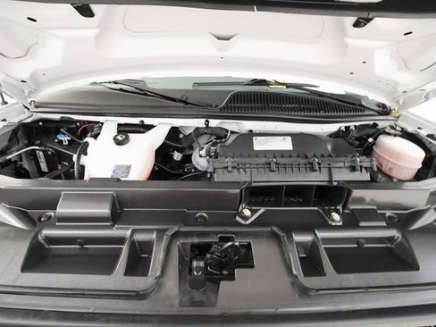 Used 2024 Chevrolet Express 3500 LT w/ LT Preferred Equipment Group image 5