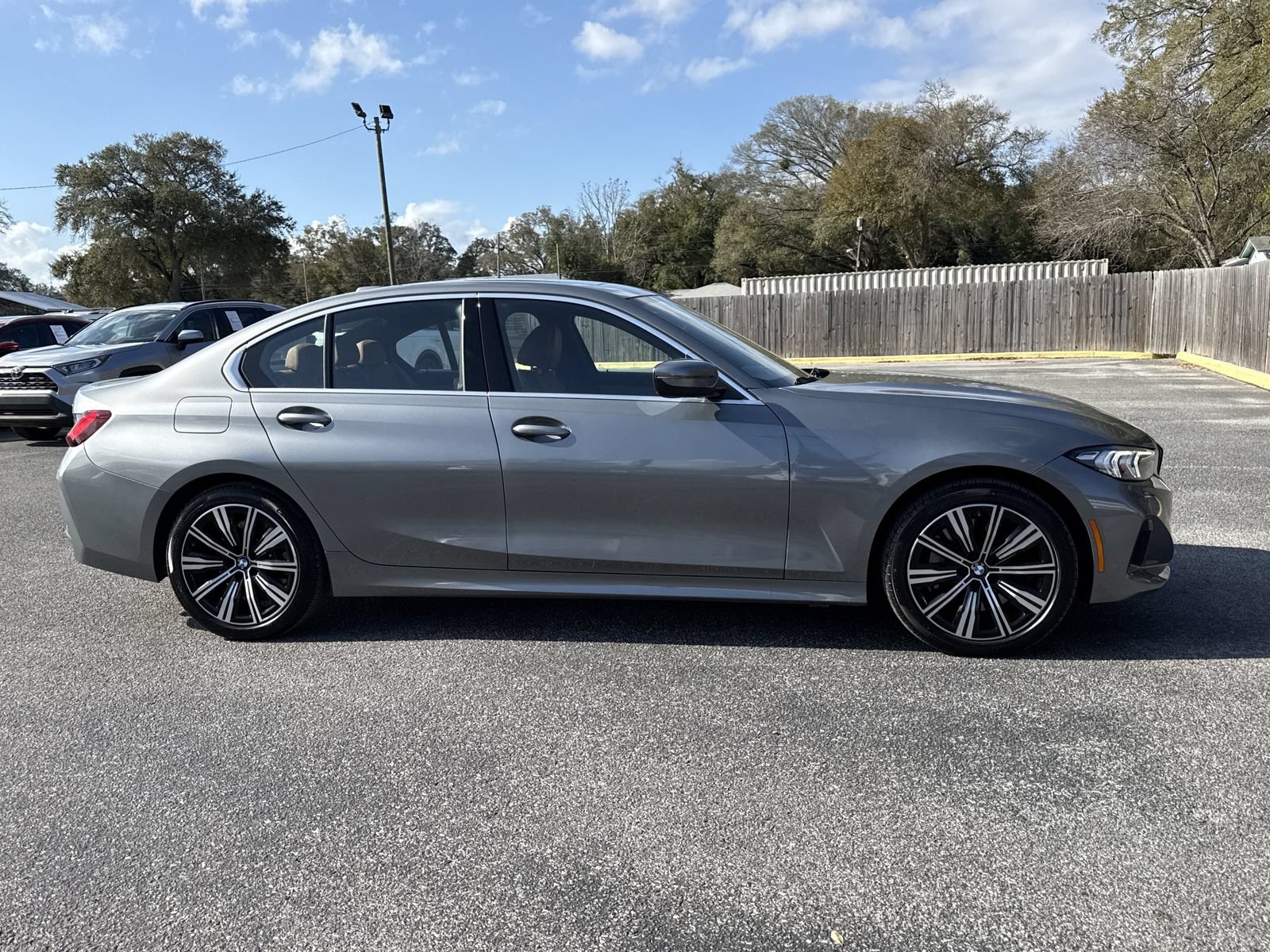 Used 2025 BMW 330i xDrive Sedan AWD/4WD image 6