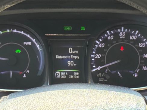 Used 2014 Toyota Avalon Limited w/ Technology Package FWD image 14