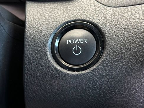 Used 2025 Toyota Camry SE w/ Convenience Package FWD image 23
