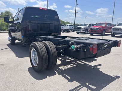 New 2026 RAM 3500 Tradesman w/ Chrome Appearance Group A