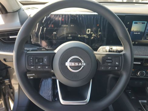 New 2026 Nissan Kicks S image 13