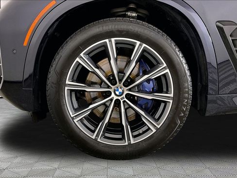Certified 2024 BMW X5 xDrive40i w/ M Sport Package AWD/4WD image 11
