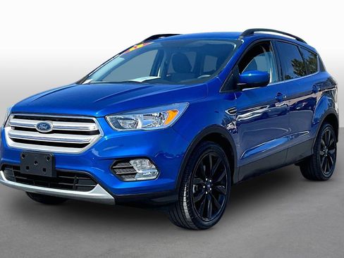 Used 2018 Ford Escape SE AWD/4WD image 1