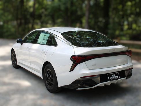 New 2026 Kia K5 LXS FWD image 7