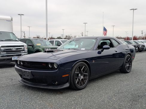 Used 2016 Dodge Challenger R/T Scat Pack image 6