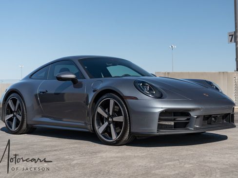Used 2025 Porsche 911 Carrera image 40