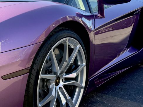 Used 2015 Lamborghini Aventador LP 700-4 AWD/4WD image 5