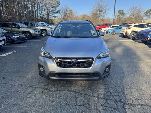 Used 2018 Subaru Crosstrek 2.0i Premium w/ Eyesight System image 2