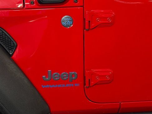 Certified 2025 Jeep Wrangler Unlimited Sport S 4xe AWD/4WD image 13