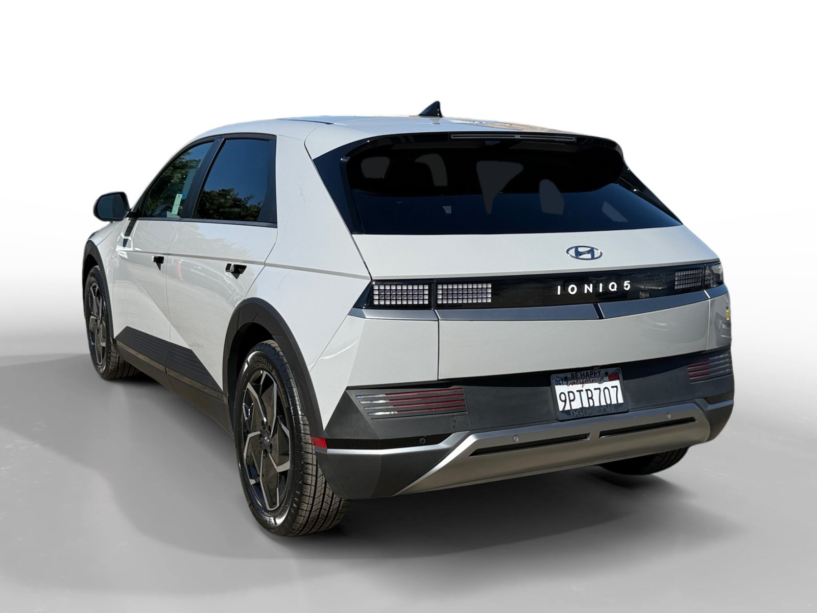 Certified 2024 Hyundai Ioniq 5 SEL RWD image 3