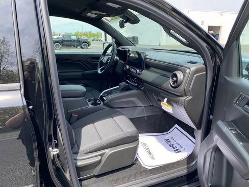 New 2026 Chevrolet Colorado W/T w/ WT Custom Package RWD image 12