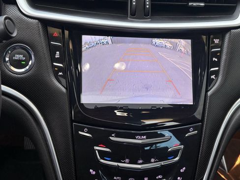 Used 2015 Cadillac XTS Premium image 13