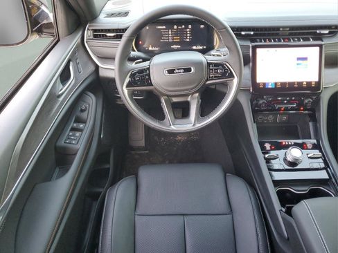 New 2025 Jeep Grand Cherokee Overland w/ Luxury Tech Group IV image 6