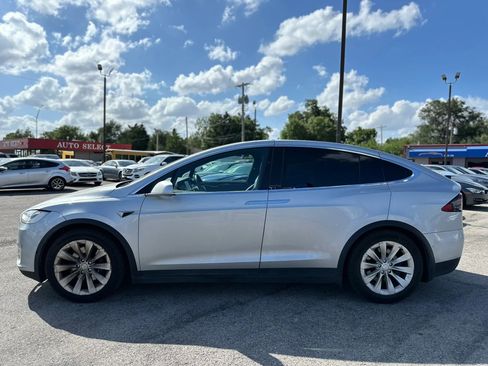 Used 2018 Tesla Model X 100D AWD/4WD image 17