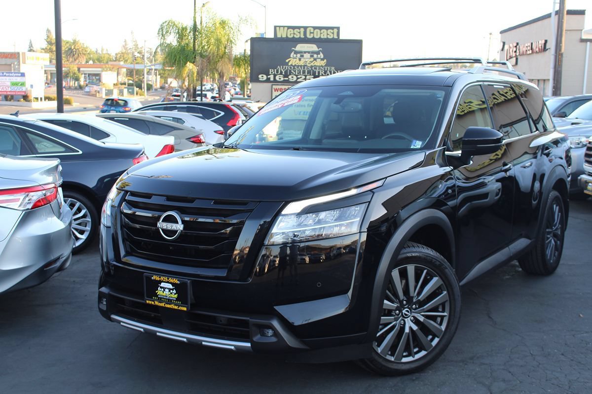 Used 2022 Nissan Pathfinder SL w/ SL Premium Package FWD image 47