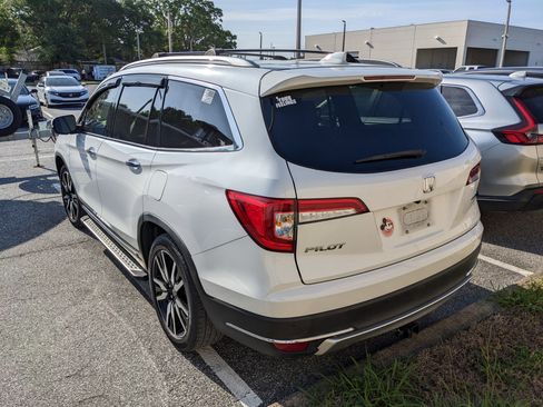 Used 2022 Honda Pilot Touring image 10