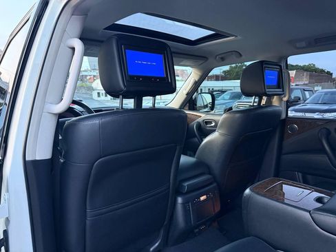 Used 2016 INFINITI QX80 4WD w/ 22" Wheel Package image 41