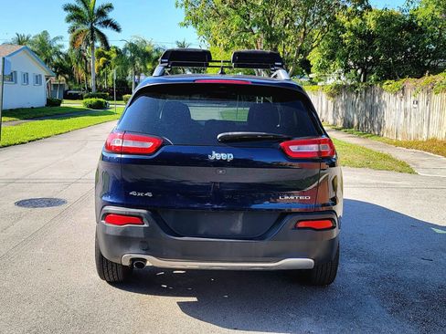 Used 2014 Jeep Cherokee Limited w/ Luxury Group AWD/4WD image 14