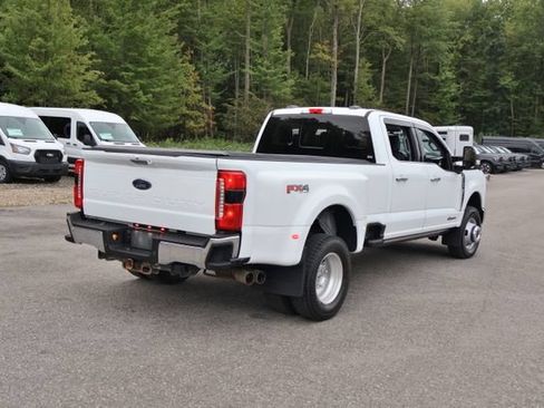 Used 2023 Ford F350 Lariat w/ Lariat Ultimate Package AWD/4WD image 7