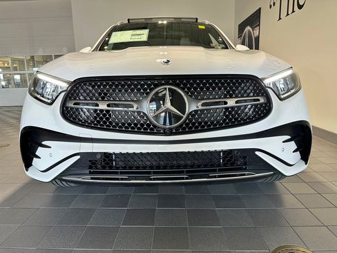New 2026 Mercedes-Benz GLC 300 4MATIC image 2