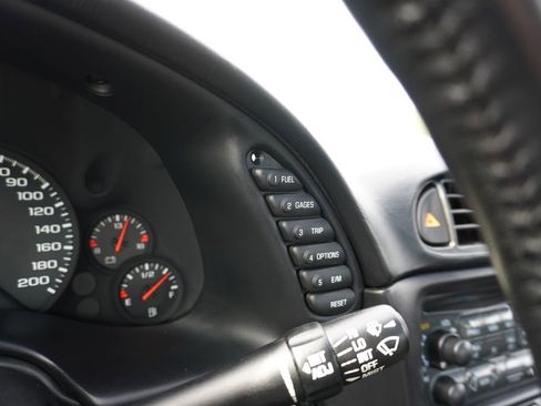 Used 2003 Chevrolet Corvette Coupe w/ Preferred Equipment Group image 20