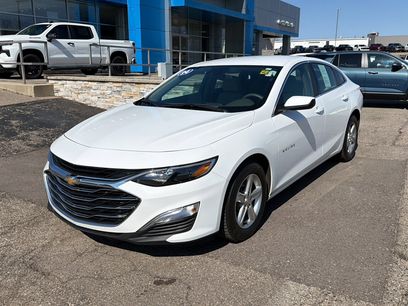 Used 2024 Chevrolet Malibu LS w/ Driver Confidence Package