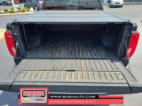 Used 2021 GMC Sierra 1500 AT4 w/ AT4 Value Package AWD/4WD image 9