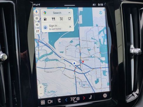 Certified 2025 Volvo XC60 B5 Core image 22